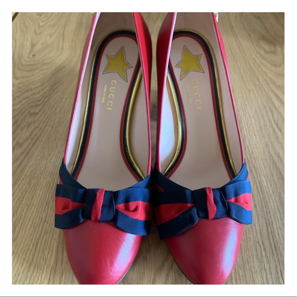 Authentic Gucci Malaga Hibiscus Red Pumps 38